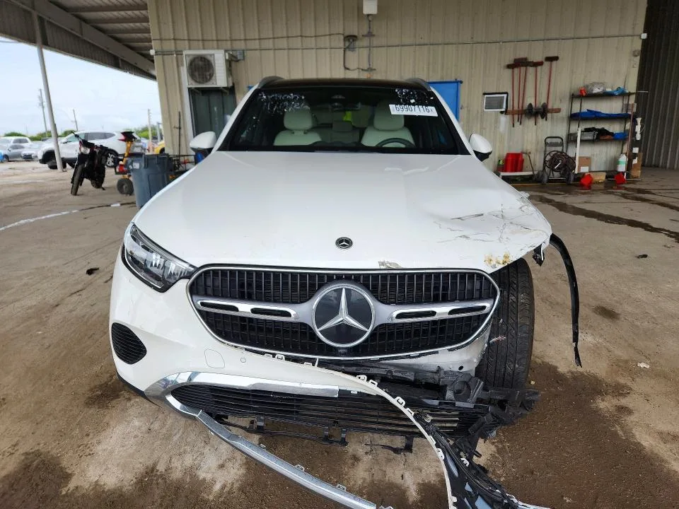 W1NKM4GB4RF193526 — 2024 MERCEDES-BENZ GLC photo 5