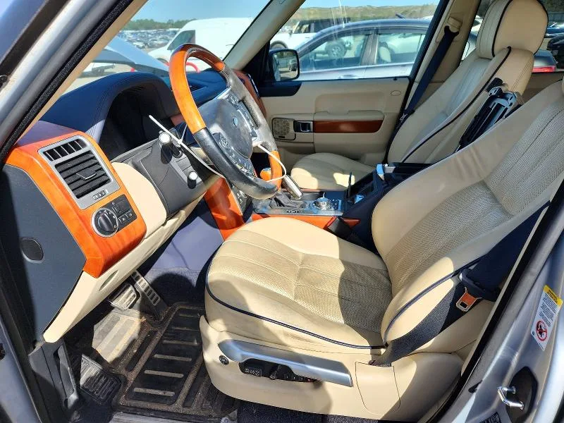 SALMF1E49AA313389 — 2010 LAND ROVER RANGE ROVER photo 7