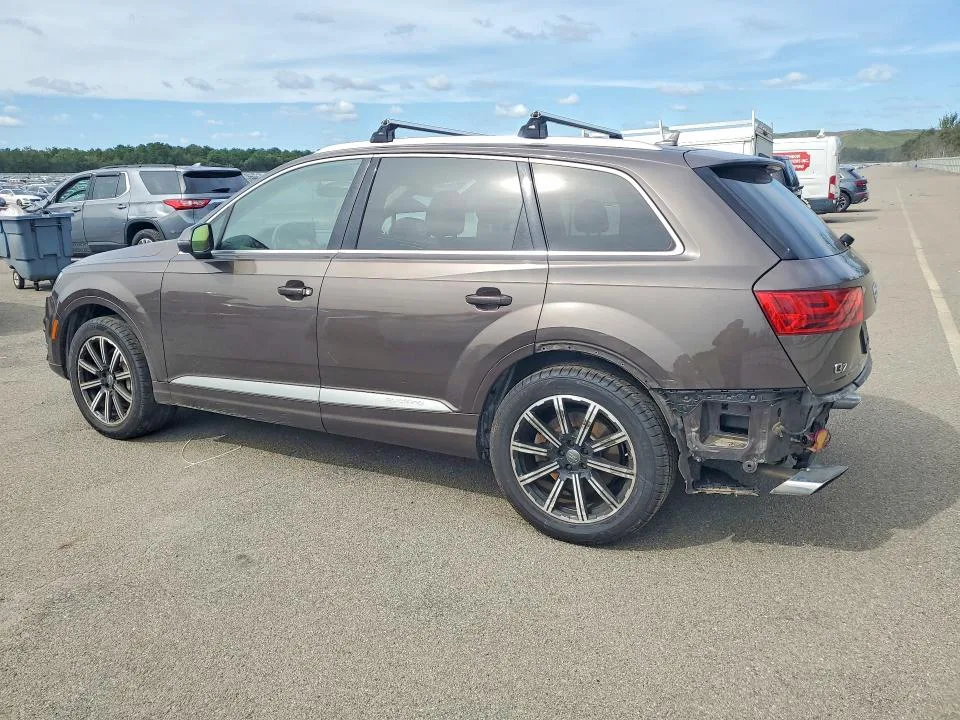 WA1LABF75HD058601 — 2017 AUDI Q7 photo 2
