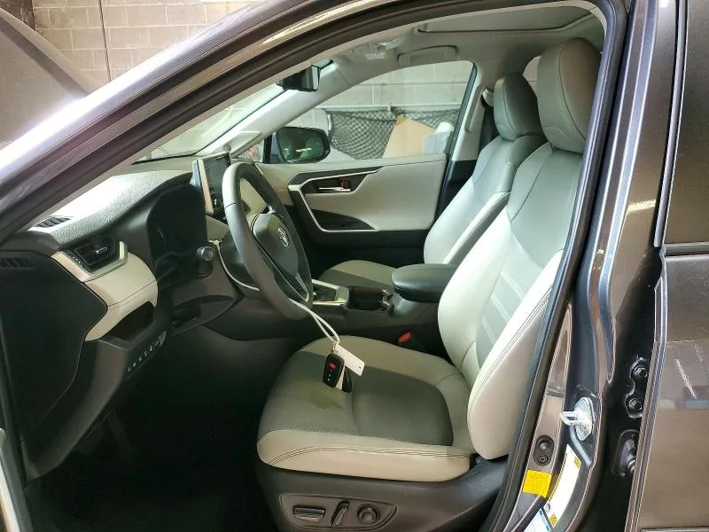JTMN1RFV9KD500132 — 2019 TOYOTA RAV4 photo 7
