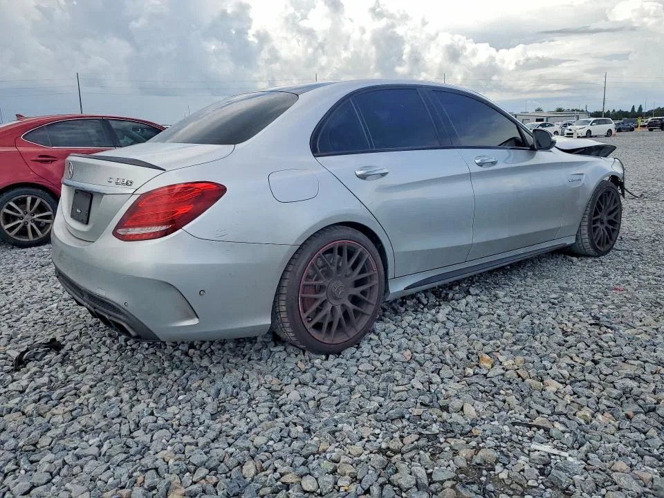 55SWF8HBXFU066173 — 2015 MERCEDES-BENZ C photo 3