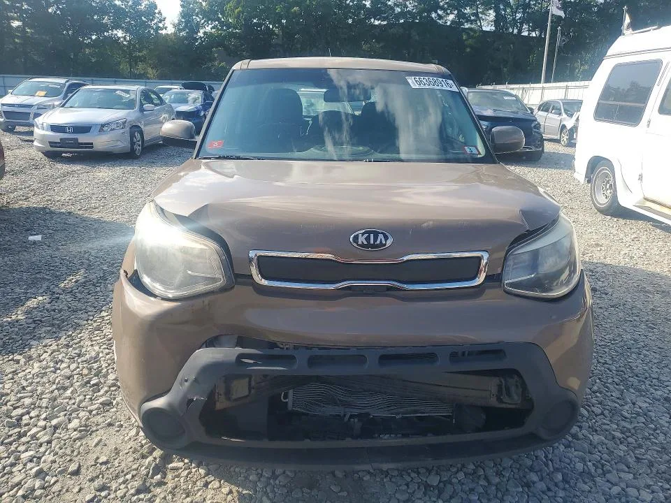 KNDJN2A25E7071937 — 2014 KIA SOUL photo 5