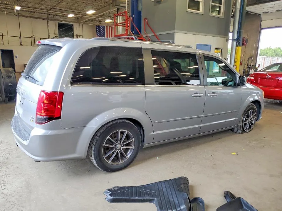 2C4RDGCGXHR799915 — 2017 DODGE GRAND CARAVAN photo 3