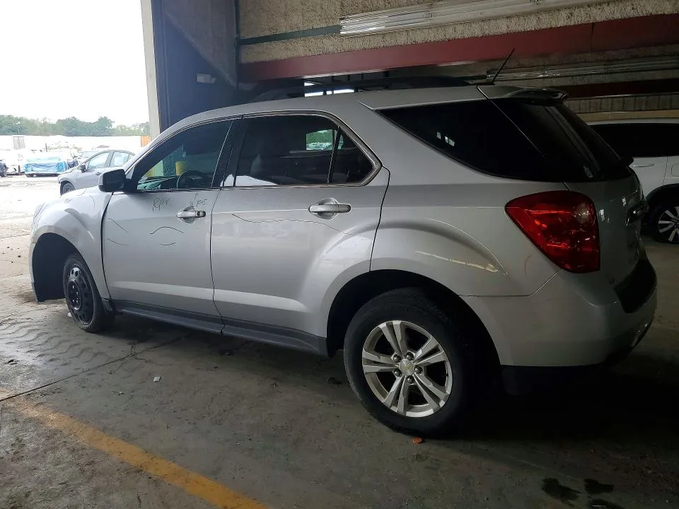 2GNFLFEK2F6186002 — 2015 CHEVROLET EQUINOX photo 2