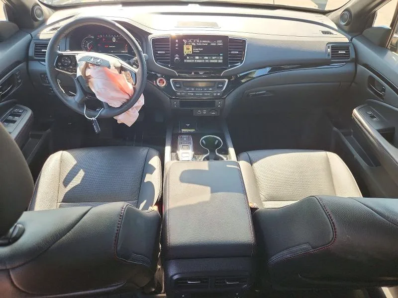 5FNYF8H89SB014168 — 2025 HONDA PASSPORT photo 8