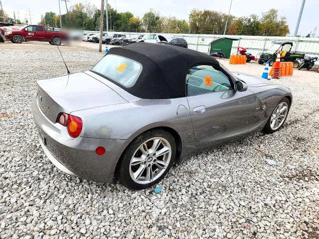 4USBT53433LT23256 — 2003 BMW Z4 photo 3