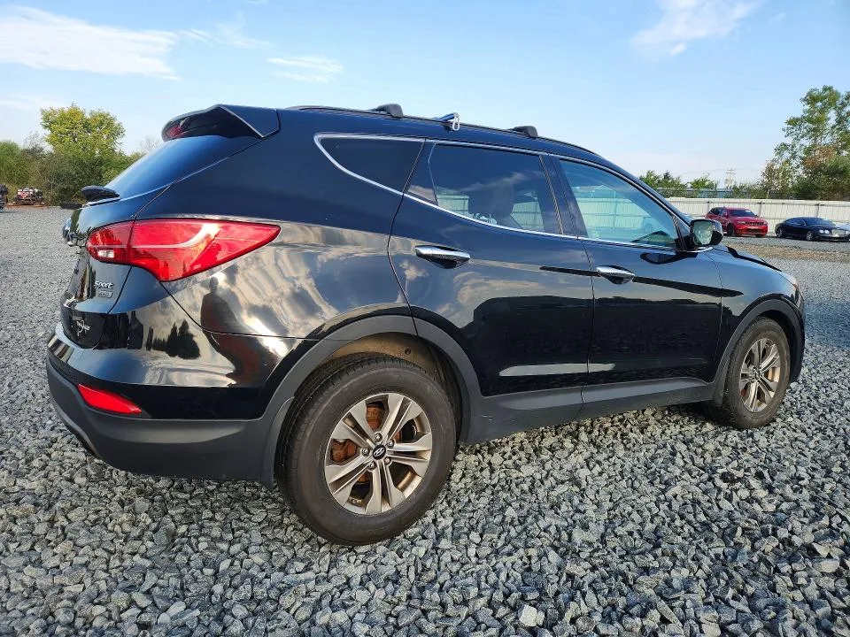 5XYZUDLB6GG368977 — 2016 HYUNDAI SANTA FE SPORT photo 3