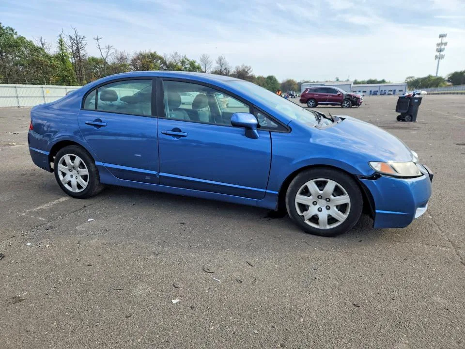 2HGFA1F52AH316742 — 2010 HONDA CIVIC photo 4