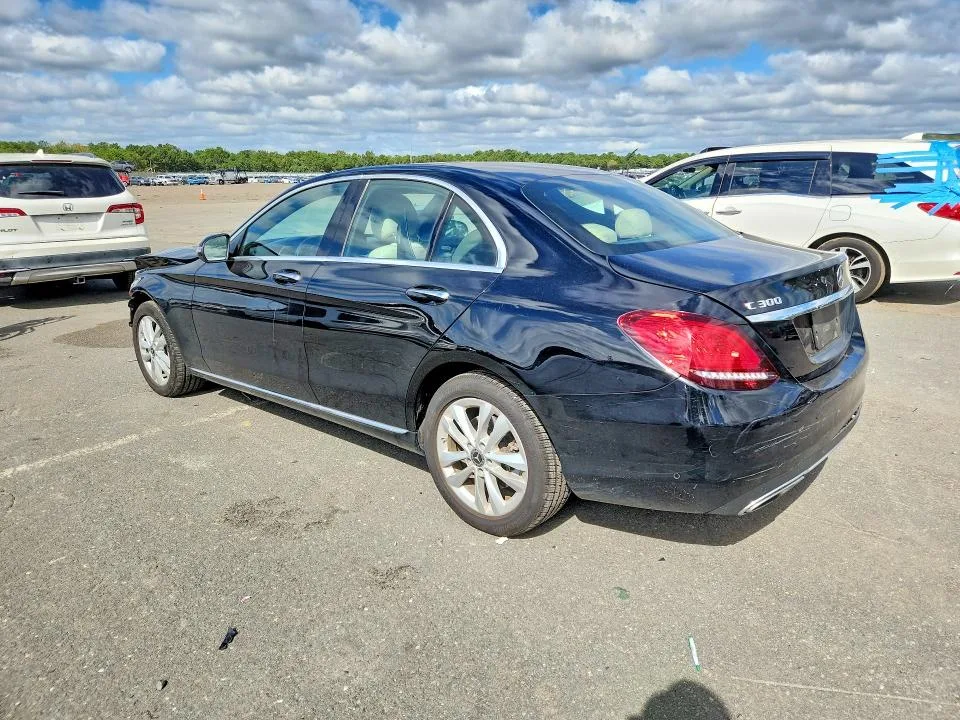 55SWF8EB5KU312321 — 2019 MERCEDES-BENZ C photo 2
