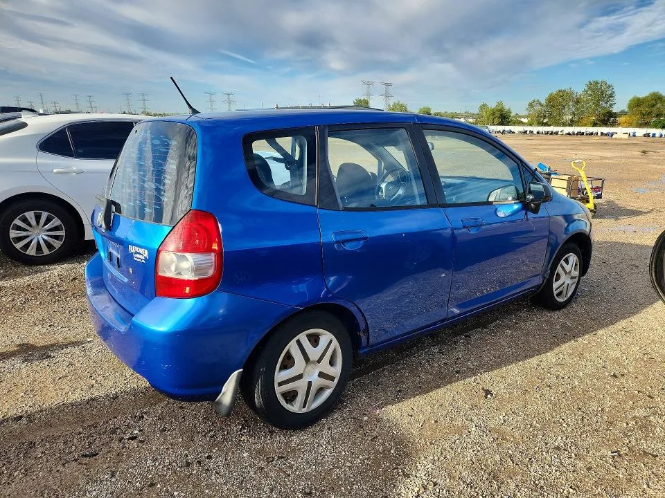 JHMGD38457S026280 — 2007 HONDA FIT photo 3