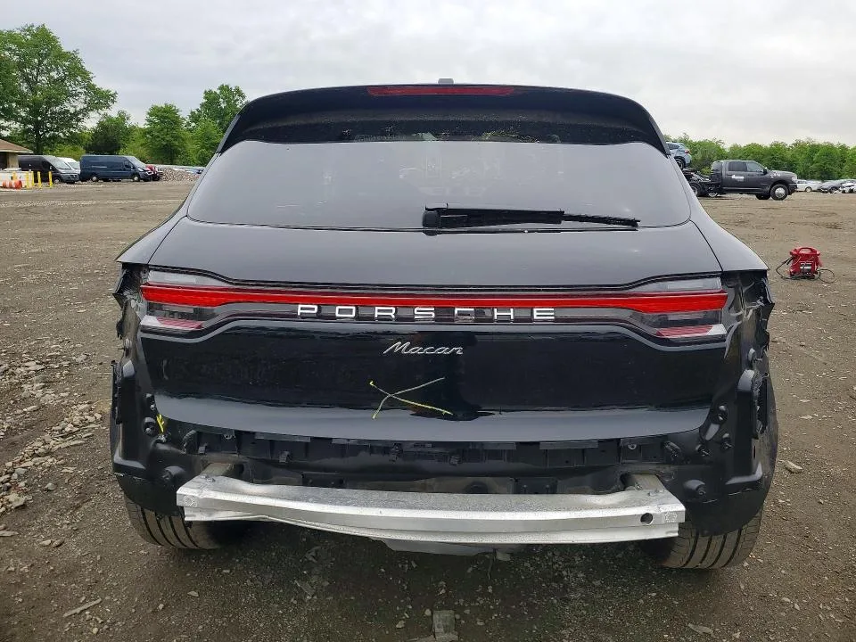 WP1AA2A55TLB00779 — 2026 PORSCHE MACAN photo 6
