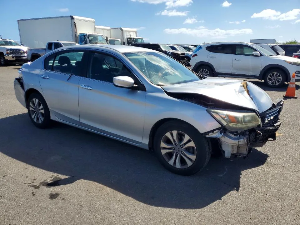 1HGCR2F36FA059428 — 2015 HONDA ACCORD photo 4