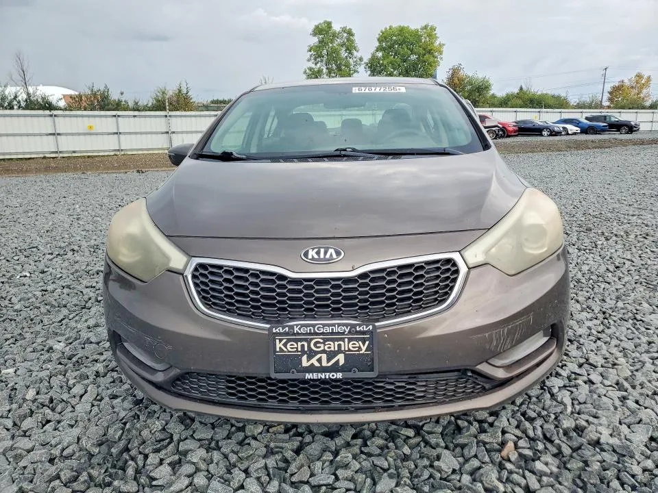 KNAFX4A65F5279812 — 2015 KIA FORTE photo 5