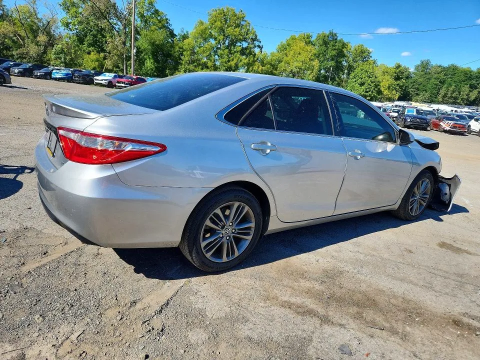 4T1BF1FK4FU966967 — 2015 TOYOTA CAMRY photo 3