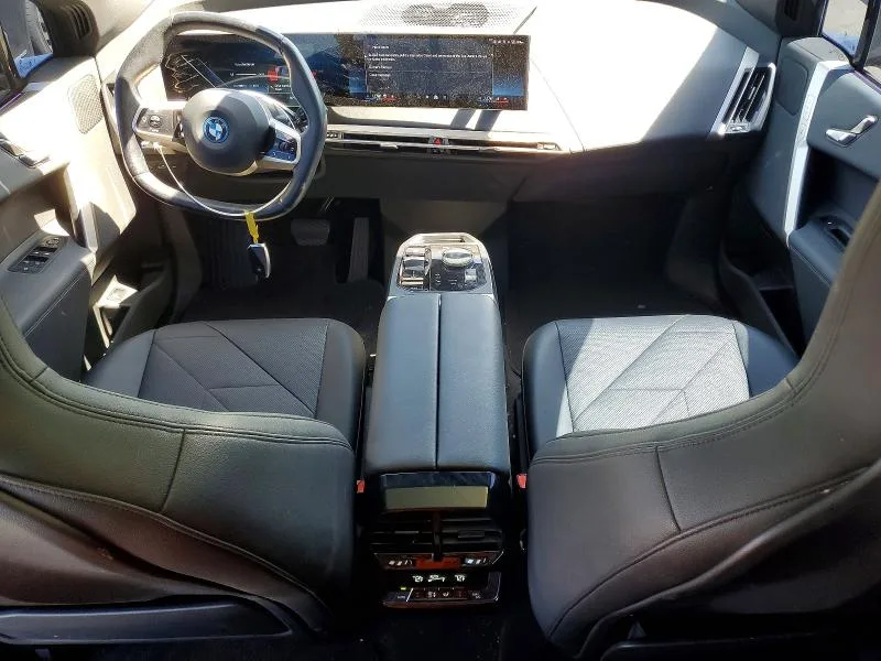 WB523CF02RCP34414 — 2024 BMW IX photo 8