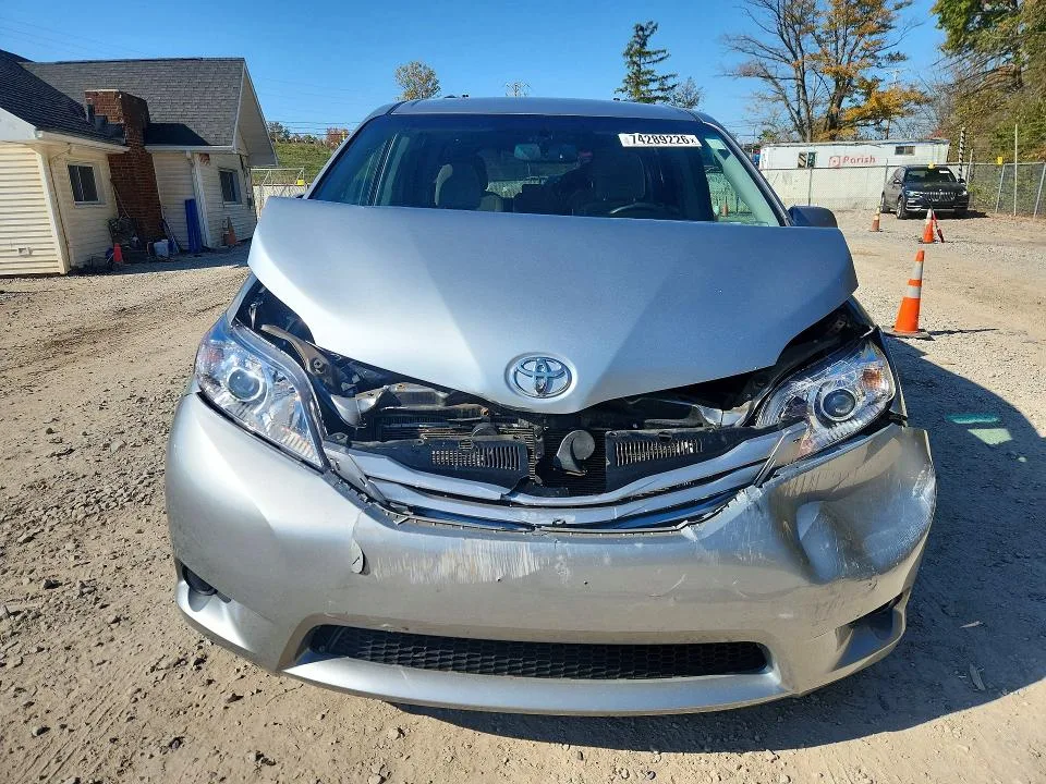 5TDKK3DCXFS544911 — 2015 TOYOTA SIENNA photo 5