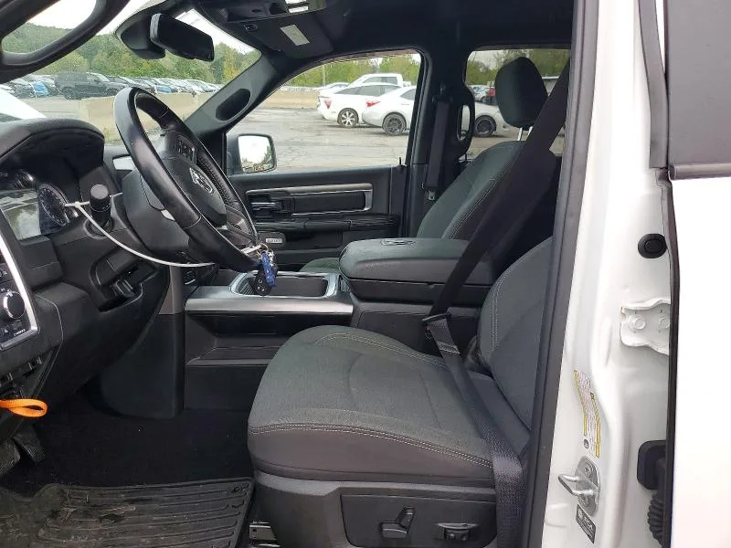 1C6RR7GG5PS524646 — 2023 RAM 1500 CLASSIC photo 7