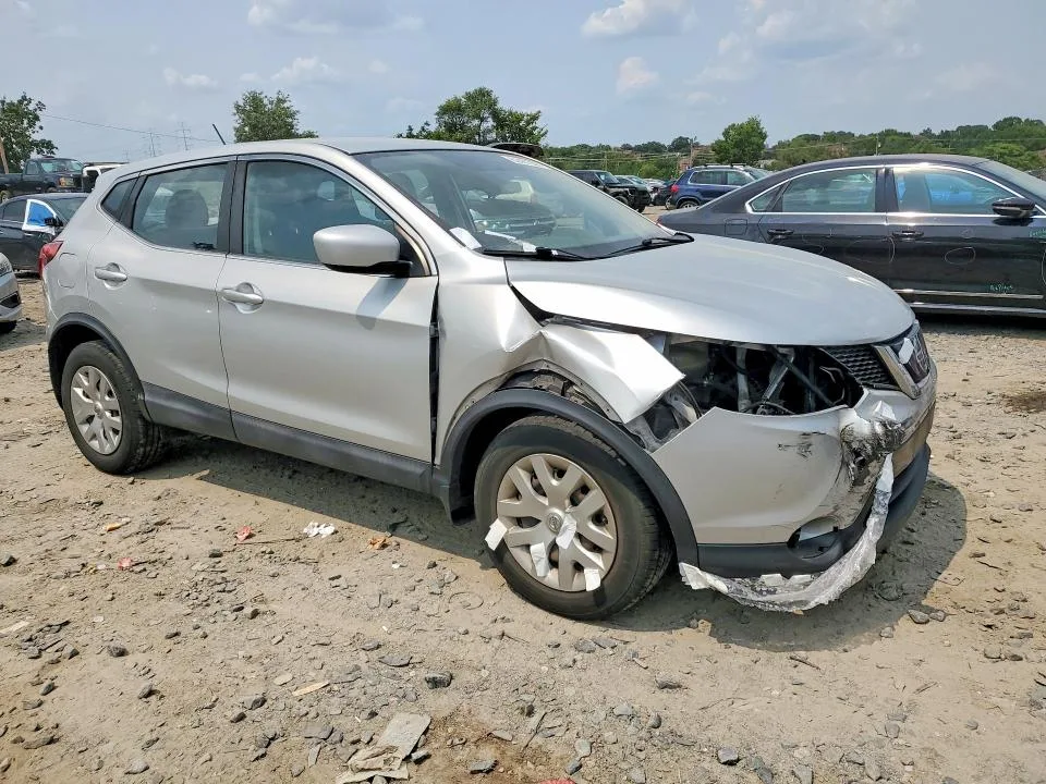 JN1BJ1CP7KW526259 — 2019 NISSAN ROGUE SPORT photo 4