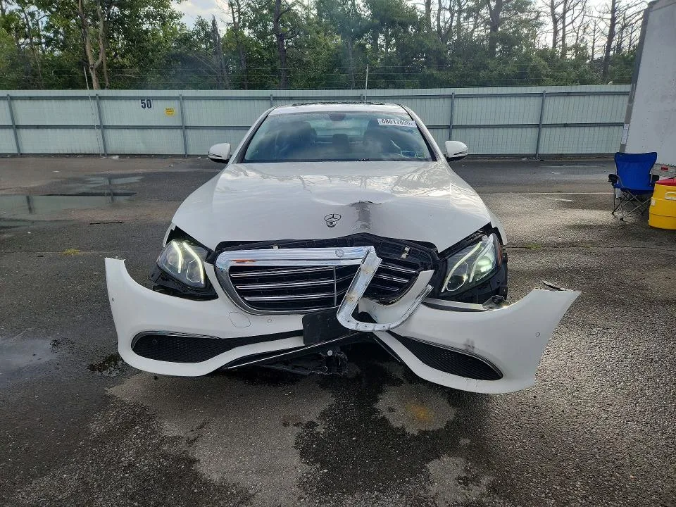 WDDZF4KB3HA145699 — 2017 MERCEDES-BENZ E photo 5
