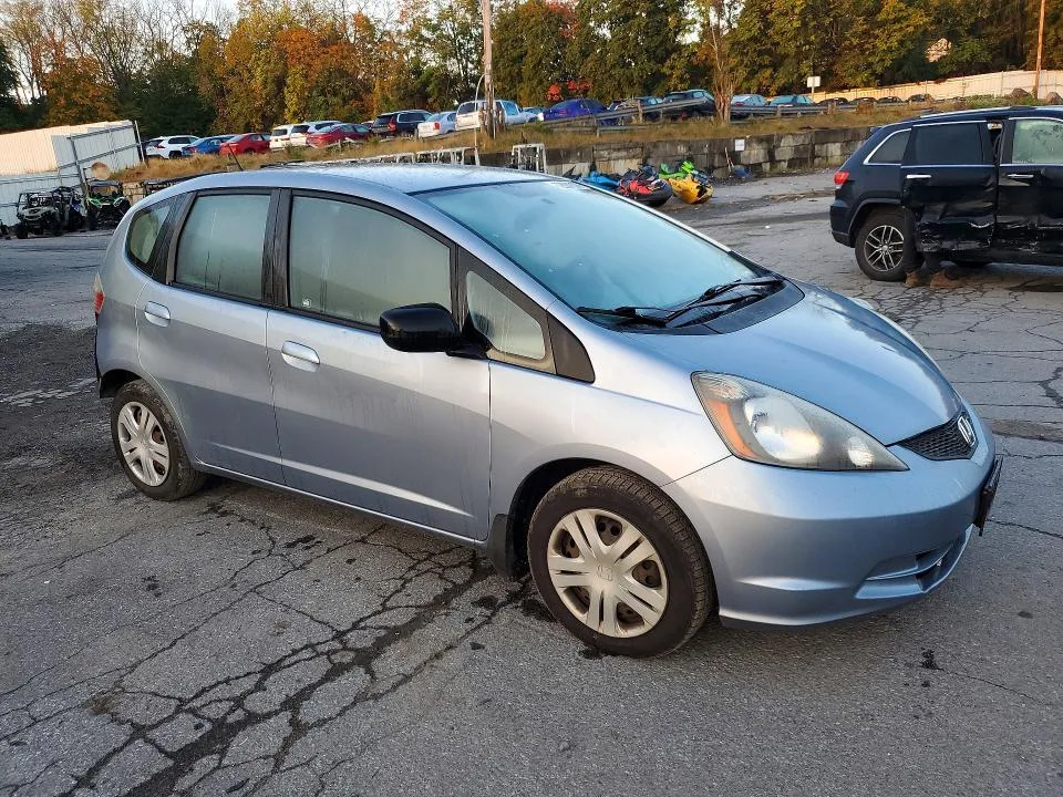 JHMGE8H34BC028073 — 2011 HONDA FIT photo 4