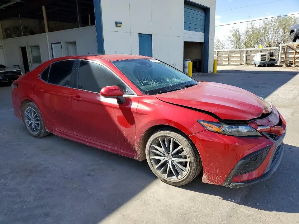 4T1G11AK0MU458794 — 2021 TOYOTA CAMRY photo 4