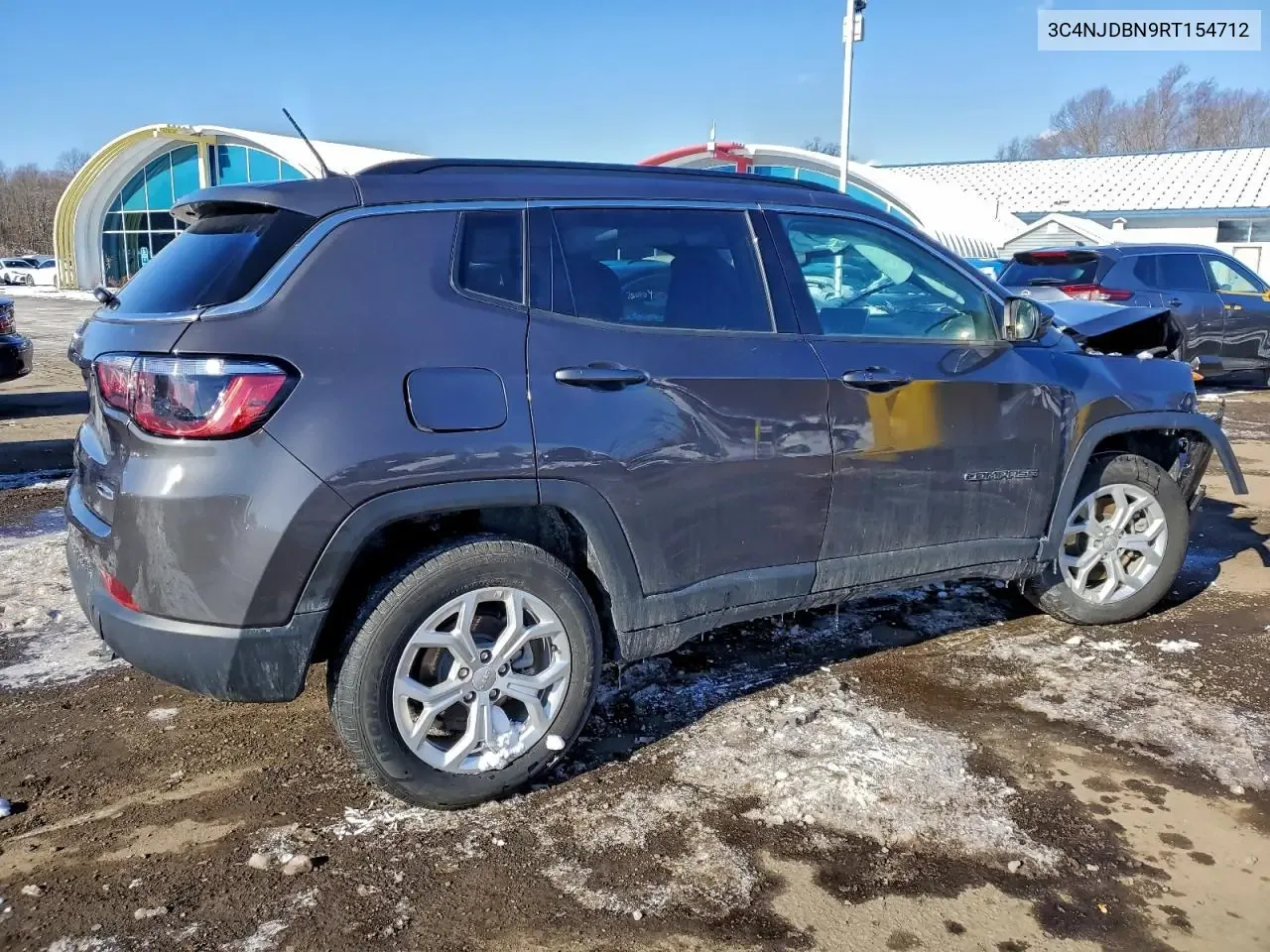3C4NJDBN9RT154712 — 2024 JEEP Compass photo 3