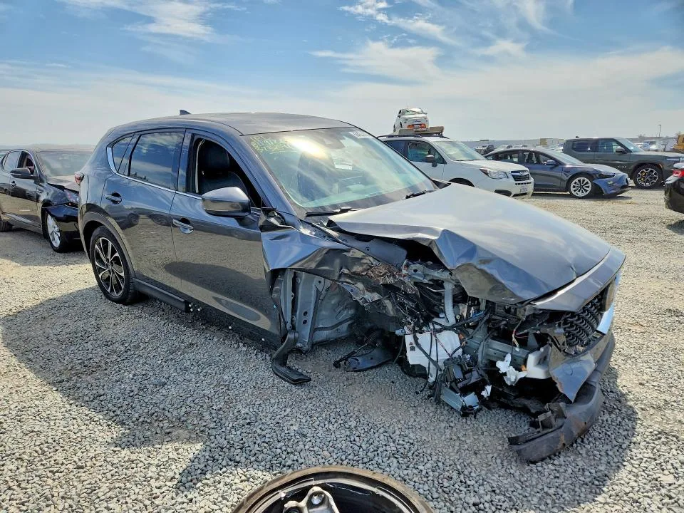 JM3KFBDM6N0639031 — 2022 MAZDA CX-5 photo 4