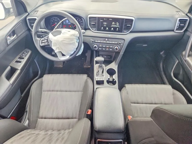 KNDPMCAC8L7675989 — 2020 KIA SPORTAGE photo 8