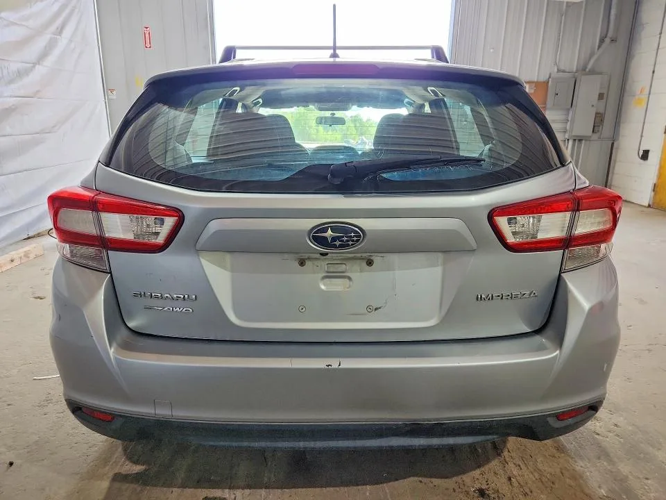 4S3GTAA65J1717312 — 2018 SUBARU IMPREZA photo 6