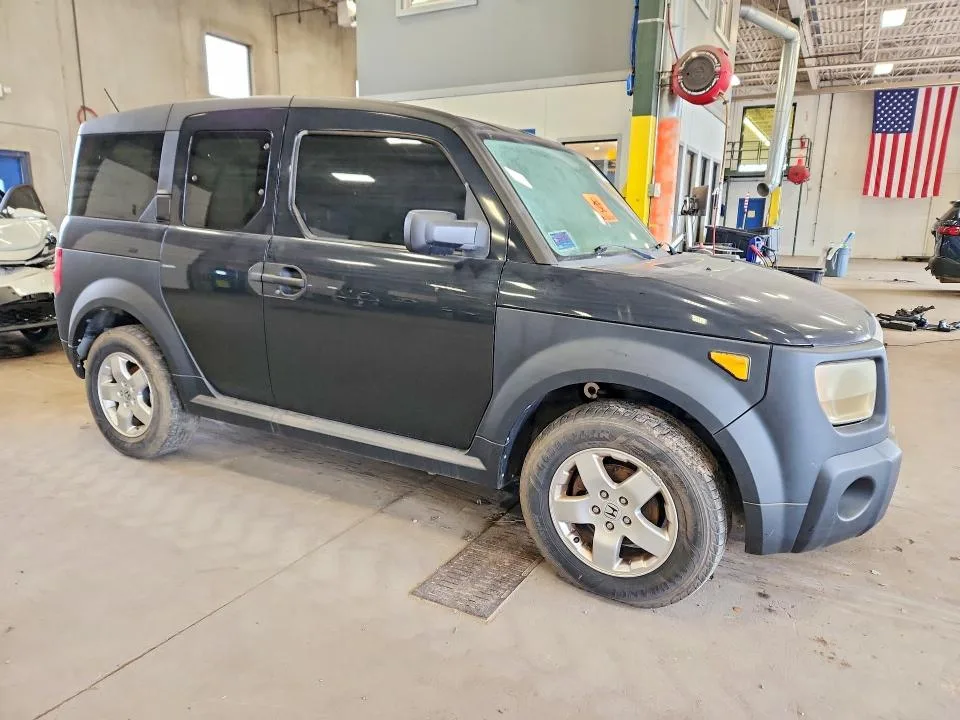 5J6YH28645L028254 — 2005 HONDA ELEMENT photo 4