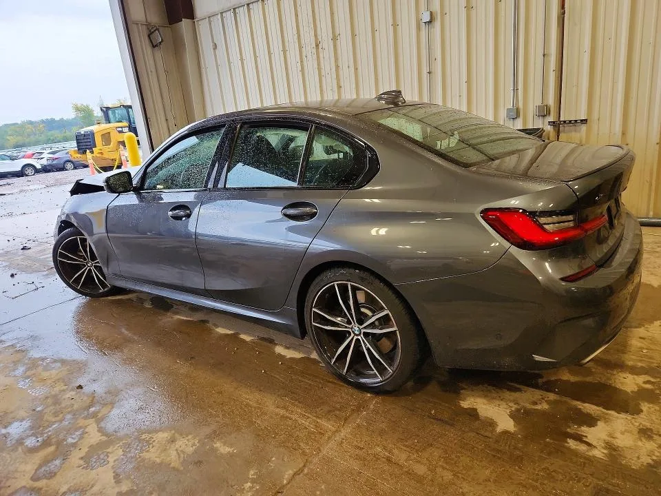 3MW5U9J01M8B57154 — 2021 BMW M340XI photo 2