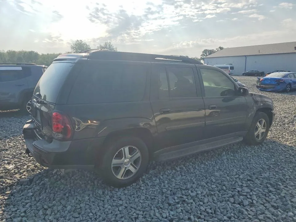 1GNET16S256169220 — 2005 CHEVROLET TRAILBLAZER photo 3