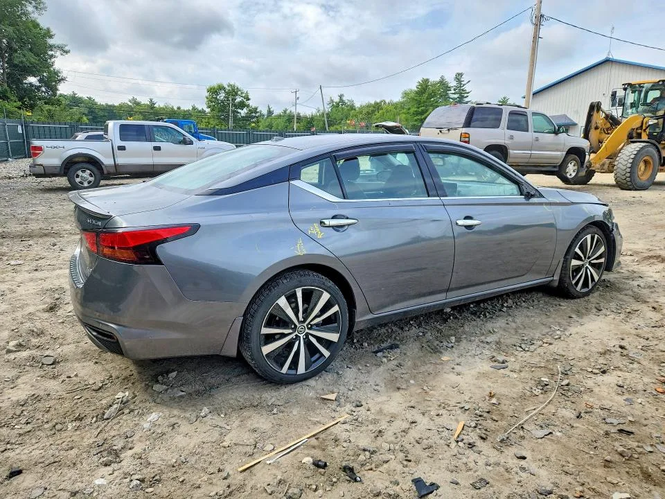 1N4BL4FW6LC112569 — 2020 NISSAN ALTIMA photo 3