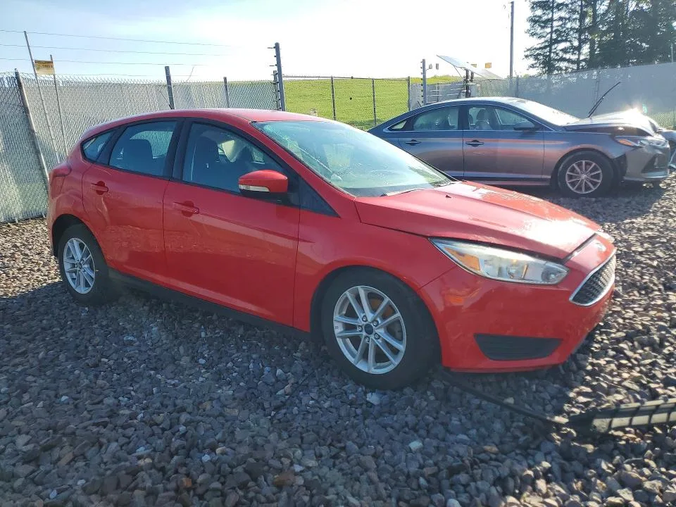1FADP3K24GL259389 — 2016 FORD FOCUS photo 4