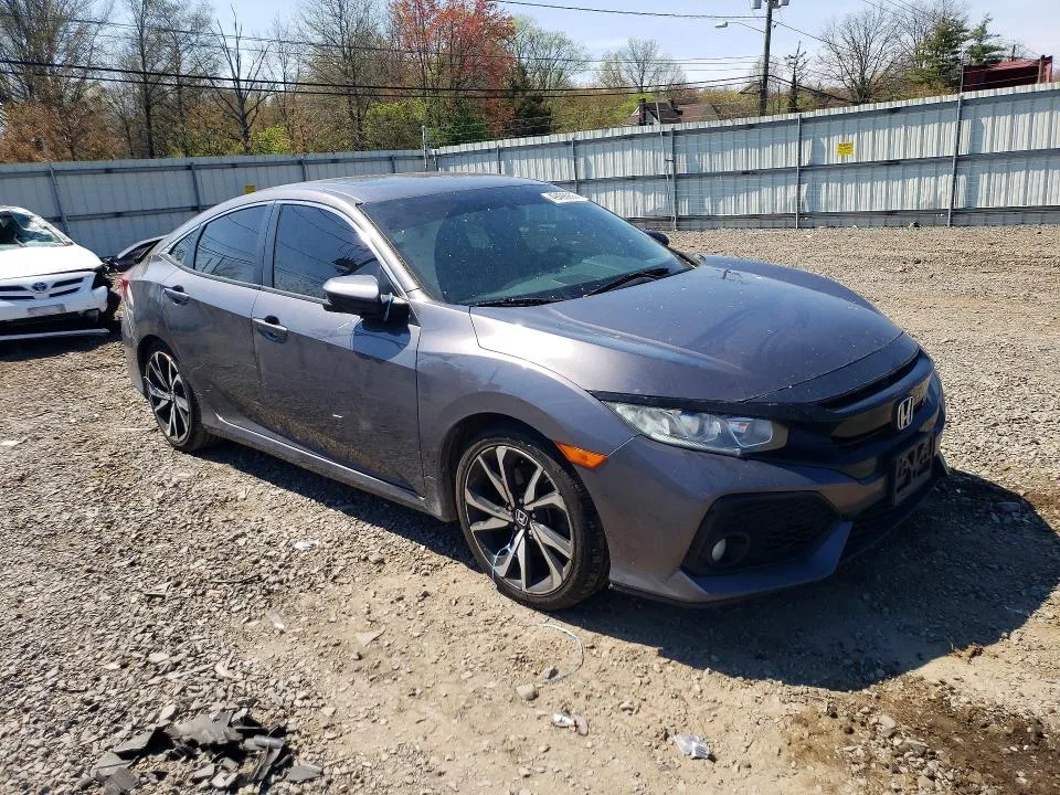 2HGFC1E56HH701209 — 2017 HONDA CIVIC photo 4