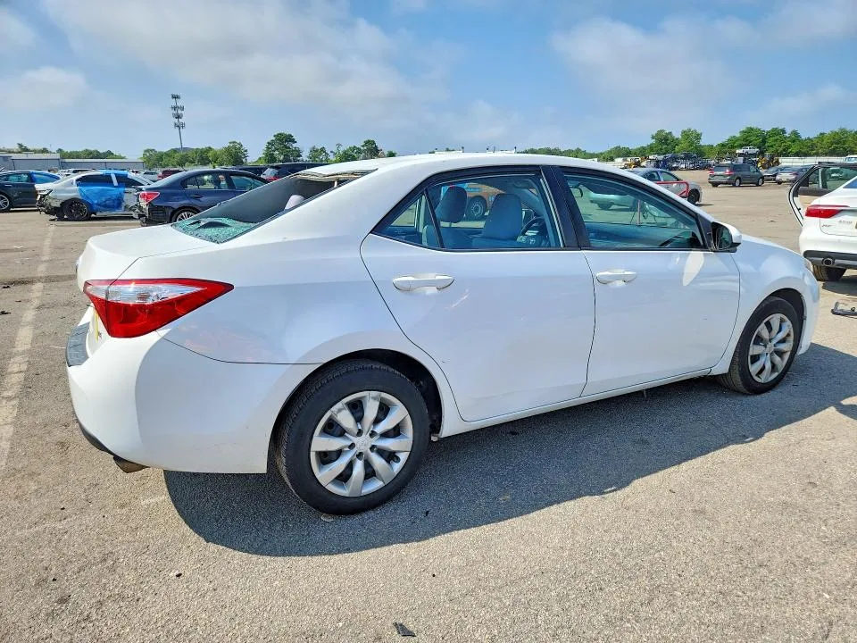 2T1BURHE9GC483215 — 2016 TOYOTA COROLLA photo 3