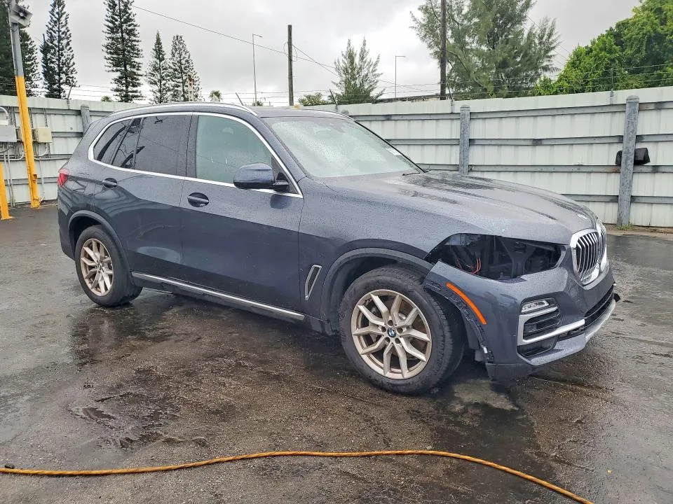 5UXCR4C02M9E73665 — 2021 BMW X5 photo 4