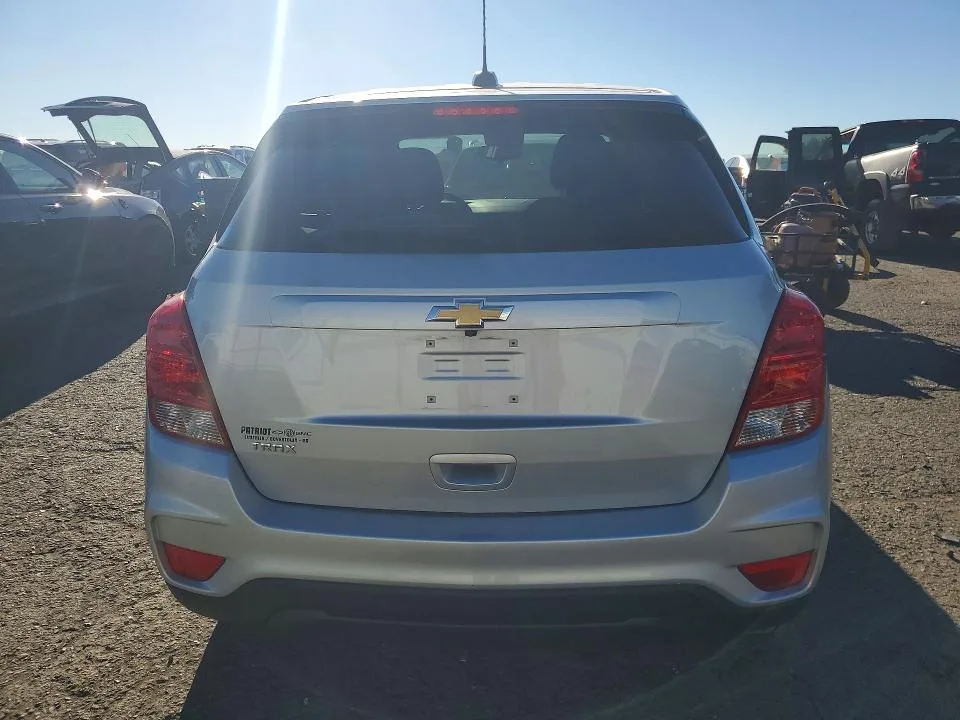 3GNCJKSB6LL129248 — 2020 CHEVROLET TRAX photo 6