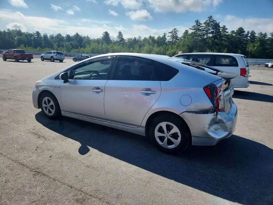 JTDKN3DU4E0382419 — 2014 TOYOTA PRIUS photo 2