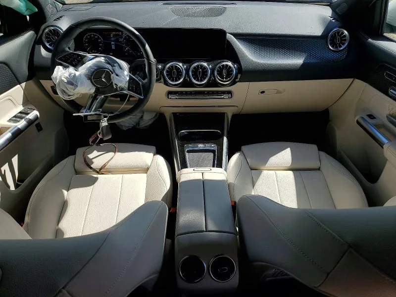 W1N4N4HB8SJ731037 — 2025 MERCEDES-BENZ GLA photo 8