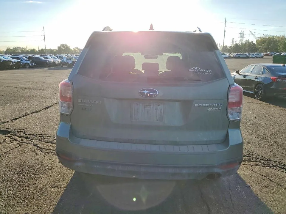 JF2SJARC1HH537239 — 2017 SUBARU FORESTER photo 6