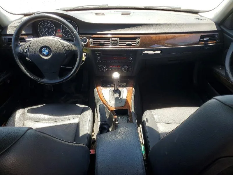 WBAPH5C57BA443798 — 2011 BMW 328 photo 8