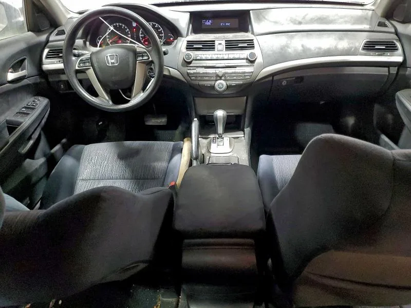 1HGCP2F34CA197485 — 2012 HONDA ACCORD photo 8