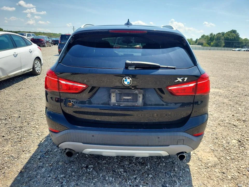 WBXHT3Z39H4A65769 — 2017 BMW X1 photo 6