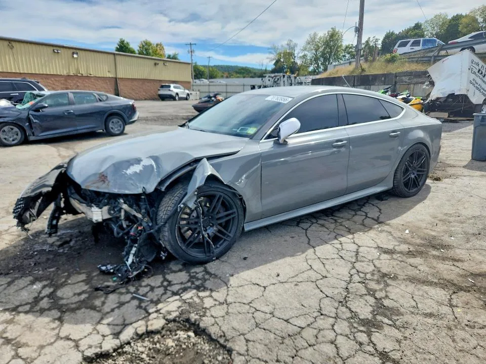 WUAW2AFC4GN900962 — 2016 AUDI RS7