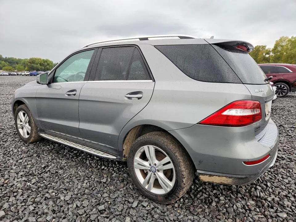 4JGDA5HB6EA356337 — 2014 MERCEDES-BENZ ML photo 2