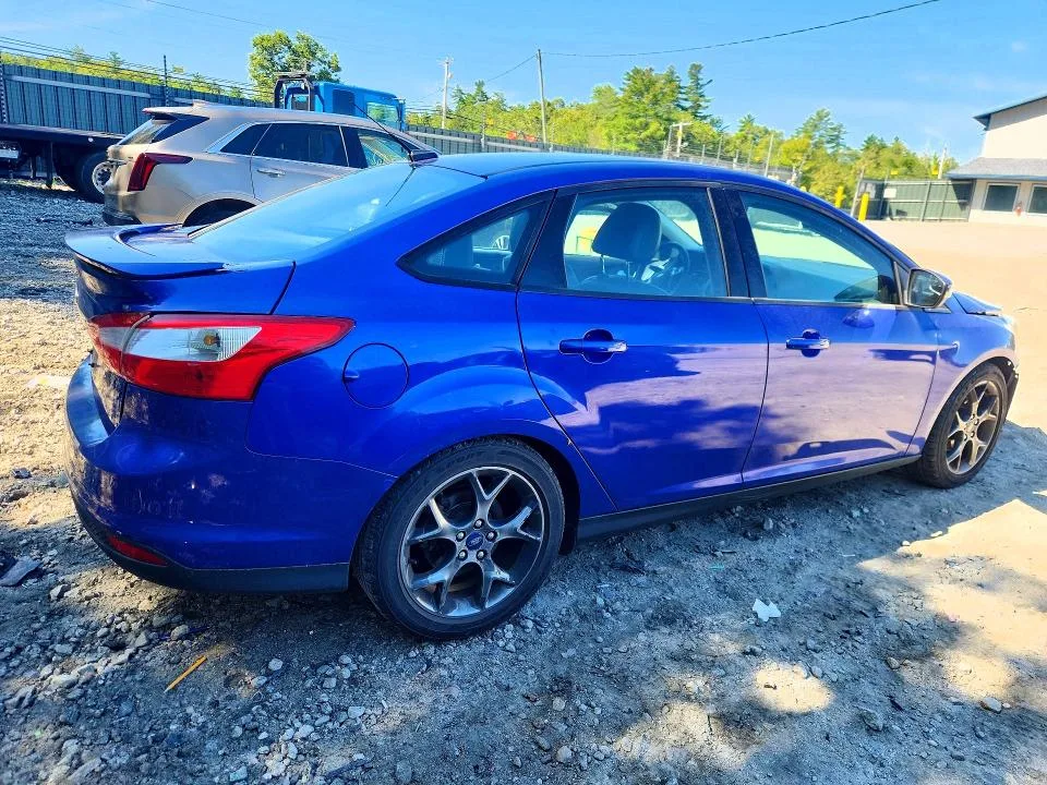 1FADP3F26EL306977 — 2014 FORD FOCUS photo 3