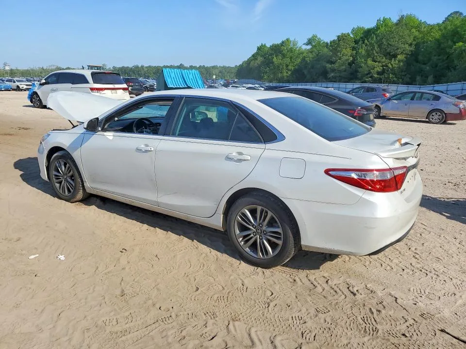 4T1BF1FK9HU363287 — 2017 TOYOTA CAMRY photo 2