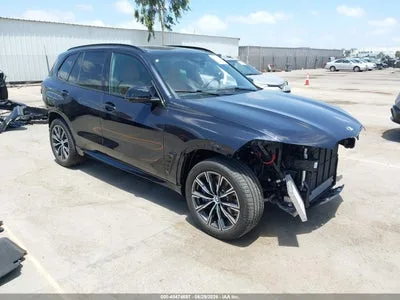 5UX33EU01T9044731 — 2026 BMW X5