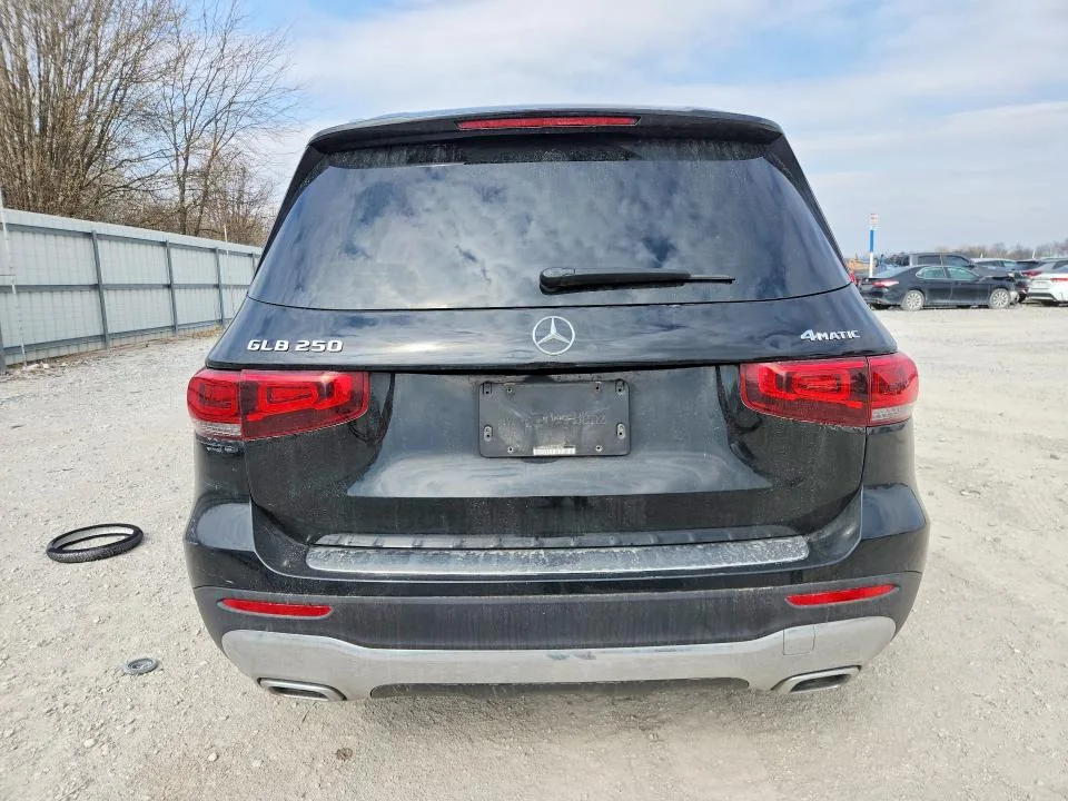 W1N4M4HBXMW120838 — 2021 MERCEDES-BENZ GLB photo 6
